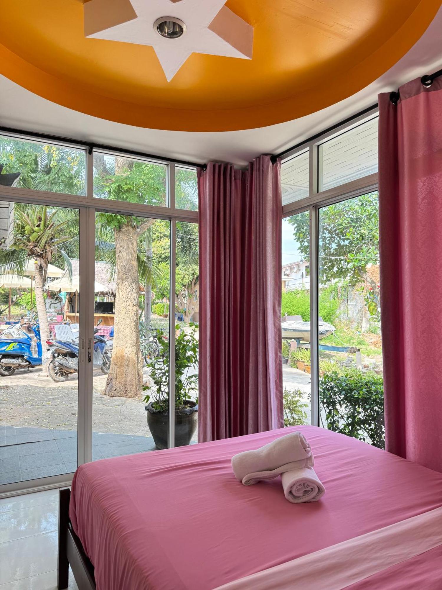 Rang Noknoy Resort At Kohlarn 외부 사진