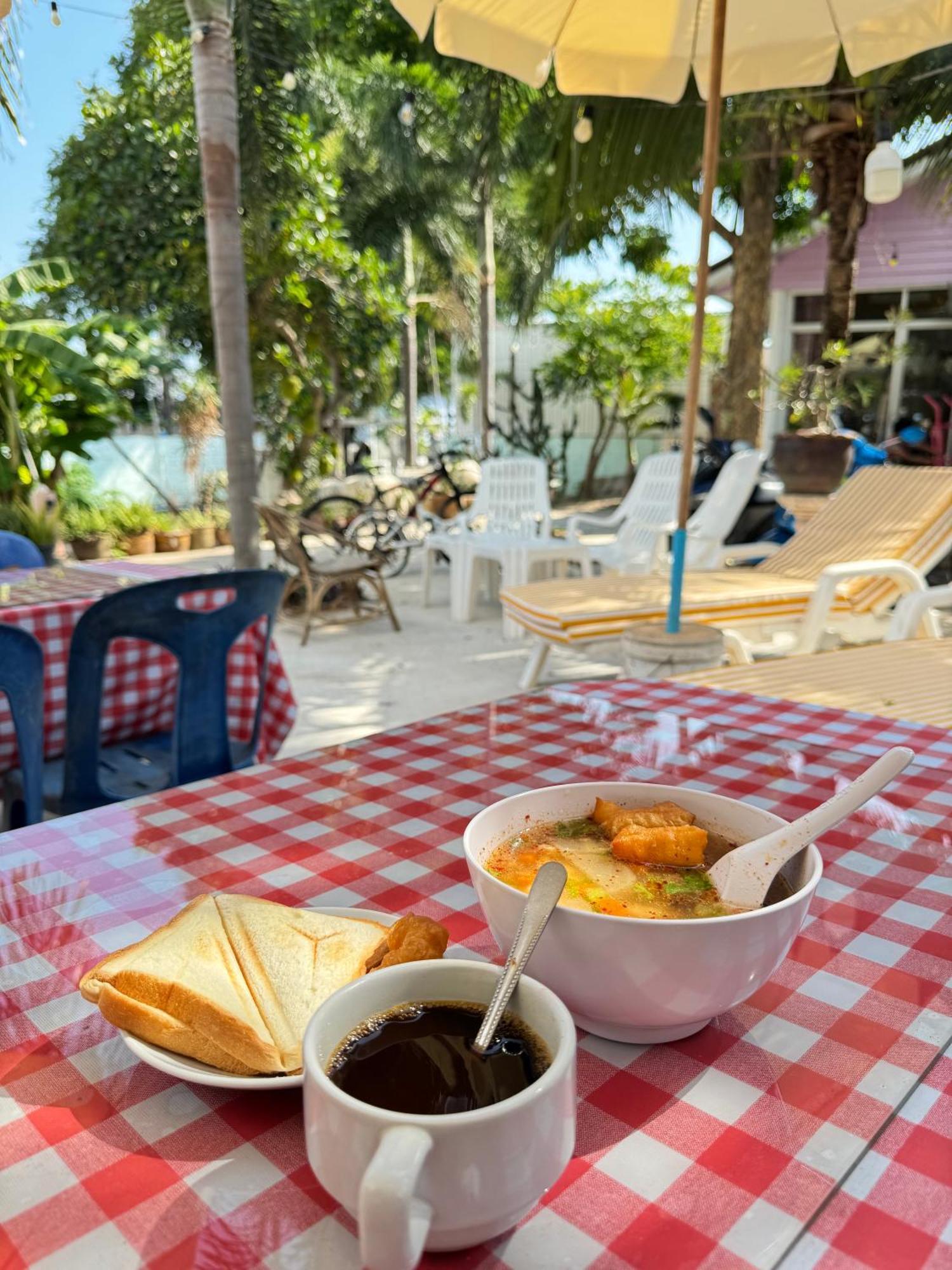 Rang Noknoy Resort At Kohlarn 외부 사진